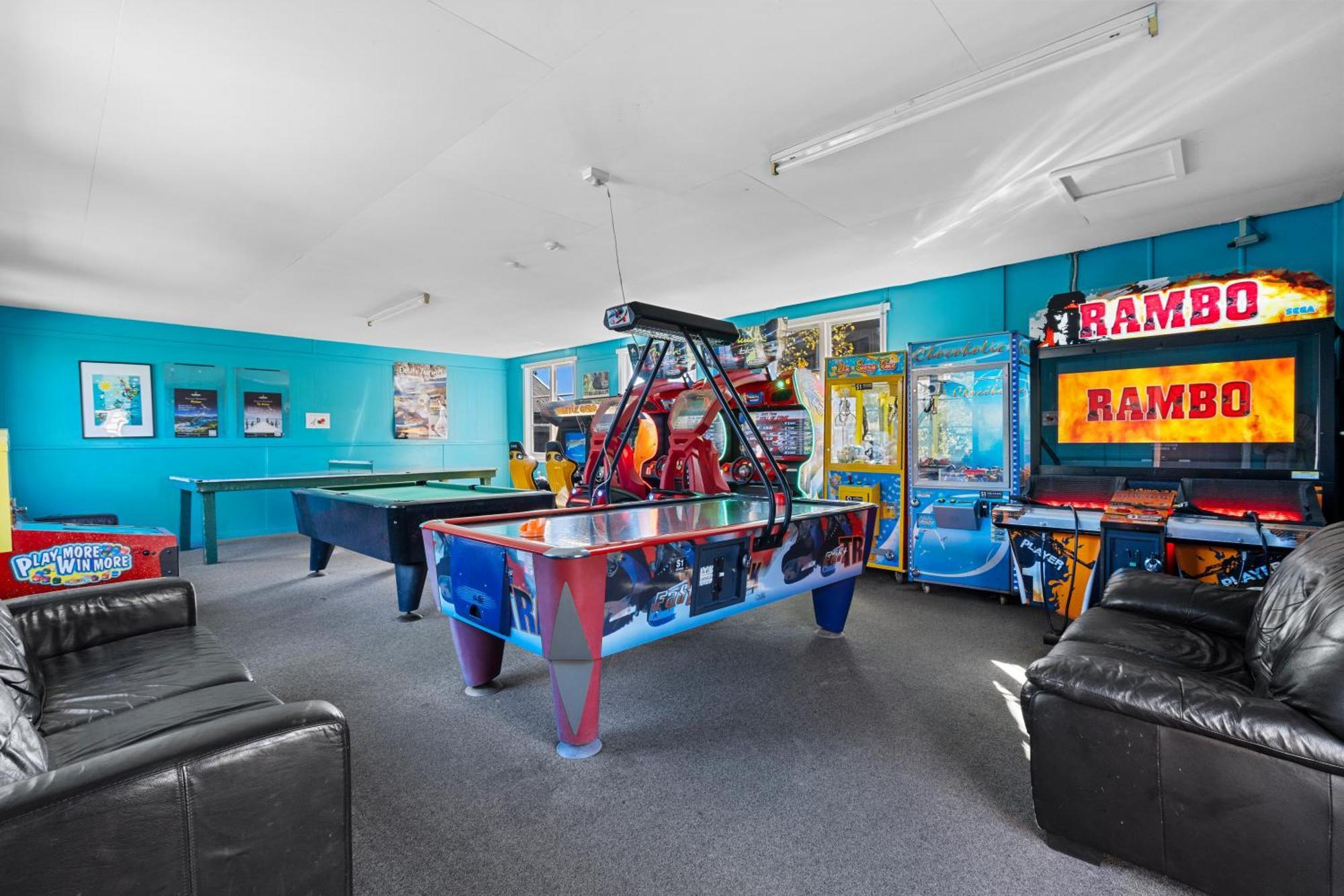 Tasman Holiday Parks - כרייסטצ'רץ' מראה חיצוני תמונה The games room at the Australian Institute of Sport